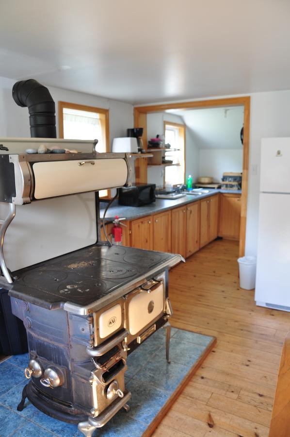 Indian Brook Breton Cove Farmhouse旅馆 外观 照片